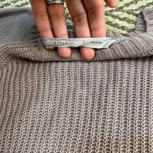 Athleta sweater